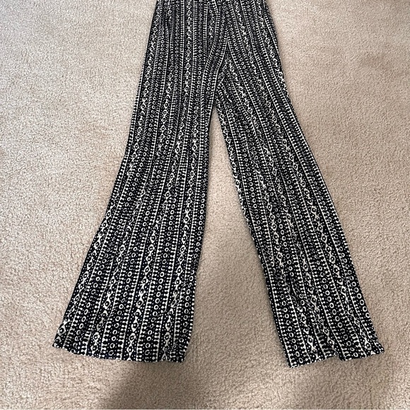 EUC Women’s Tory Burch Halter Jumpsuit! - Picture 2 of 8